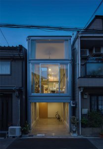 \"山本嘉寛建蓄設計事務所の建築作品の紹介「『』の家」\"