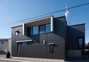 \"アラハバキ建築研究所の建築作品の紹介「春日町の家」\"