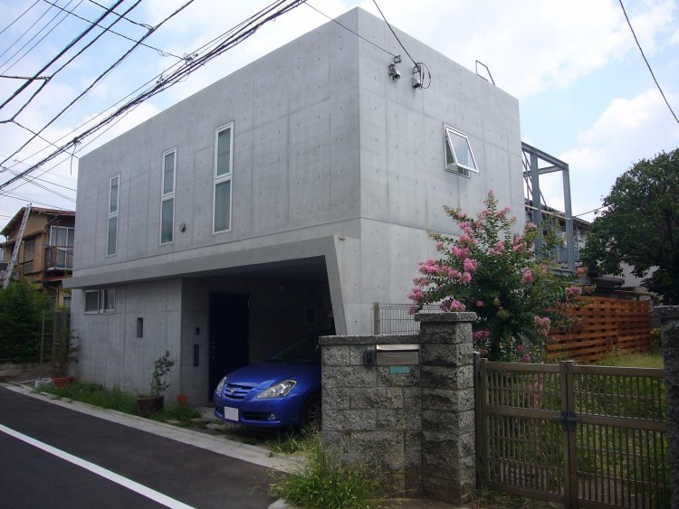 中庭と坪庭のある家