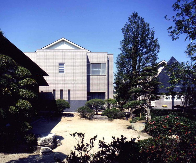 「シンプル×モダン」　子育て･永住住宅　