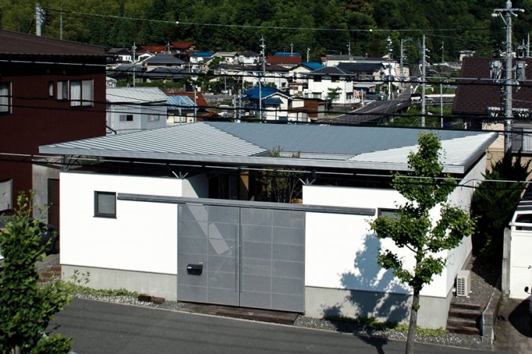 コートハウス３