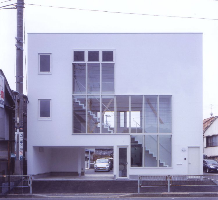 「階段の家」古里設計